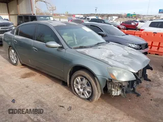 2006 Nissan Altima 2.5 with VIN 1N4AL11D66N351757, listed as a IAAI auction lot 41709864 with 189,486 mi miles. Bid and sale history available at carsss.com. Image 1.