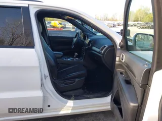 2022 Jeep Grand Cherokee Laredo E с VIN 1C4RJFAG4NC120103, выставлен на аукционе IAAI как лот 42152123 с пробегом 58 032 миль миль и . История ставок и продаж доступна на DreamBid. Изображение 5.