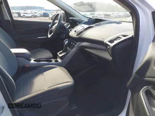 2015 Ford Escape SE with VIN 1FMCU9G94FUB89954, listed as a IAAI auction lot 41692461 with 66,739 mi miles. Bid and sale history available at carsss.com. Image 5.