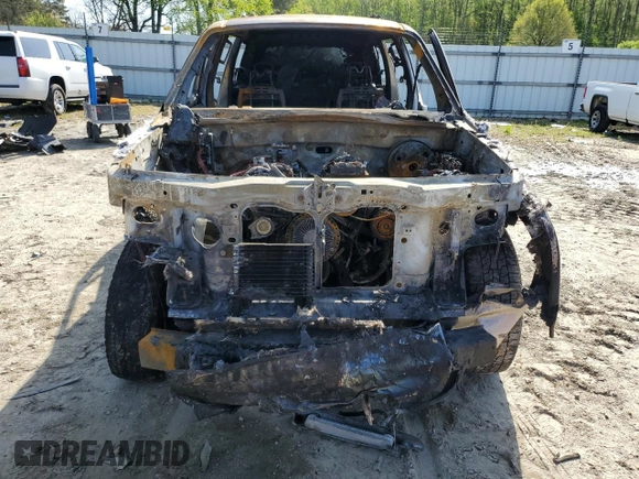 2006 Mercury Mountaineer Luxury with VIN 4M2EU37E26UJ03882, listed as a Copart auction lot 52283255 with Not provided miles and Non repairable. Bid and sale history available at DreamBid. Image 5.