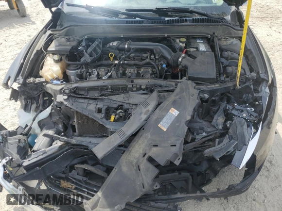 2014 Lincoln MKZ with VIN 3LN6L2G90ER819353, listed as a Copart auction lot 54558945 with 221,912 mi miles and Salvage Title. Bid and sale history available at DreamBid. Image 11.