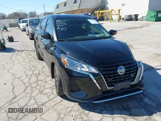 2021 Nissan Kicks S with VIN 3N1CP5BV6ML540480, listed as a IAAI auction lot 41822119 with 34,241 mi miles. Bid and sale history available at carsss.com. Image 1.