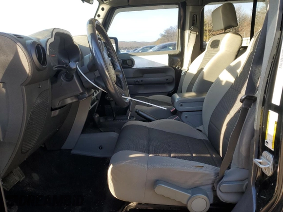 2007 Jeep Wrangler X with VIN 1J4GA391X7L157532, listed as a Copart auction lot 62628075 with 193,568 mi miles and Non repairable. Bid and sale history available at DreamBid. Image 7.