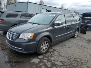 2012 Chrysler Town & Country Touring with VIN 2C4RC1BG6CR375559, listed as a Copart auction lot 50710565 with 154,708 mi miles and Salvage Title. Bid and sale history available at carsss.com. Image 1.