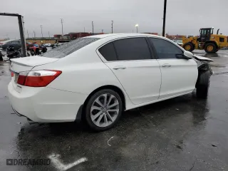 2015 Honda Accord Sedan Sport with VIN 1HGCR2F53FA189300, listed as a Copart auction lot 45384485 with 199,309 mi miles and Salvage Title. Bid and sale history available at carsss.com. Image 3.