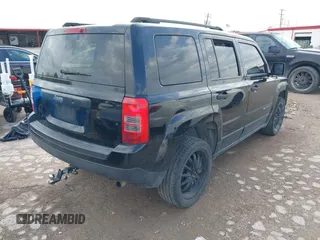 2014 Jeep Patriot Sport with VIN 1C4NJPBB9ED850994, listed as a IAAI auction lot 41888721 with 89,556 mi miles. Bid and sale history available at carsss.com. Image 4.