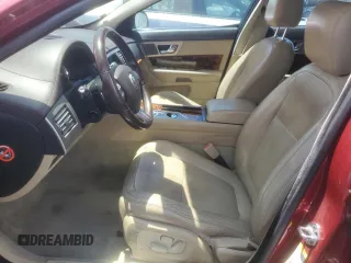 2009 Jaguar XF Premium Luxury z VIN SAJWA06B59HR02336, wystawiony jako Copart lot #60356295 z przebiegiem 113 535 mil mil oraz Czysty tytuł • Clean title. Historia ofert i sprzedaży dostępna na DreamBid. Obrazek 7.