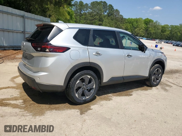2025 Nissan Rogue SV with VIN 5N1BT3BA5SC813290, listed as a Copart auction lot 53841205 with 8,416 mi miles and Salvage Title. Bid and sale history available at DreamBid. Image 3.