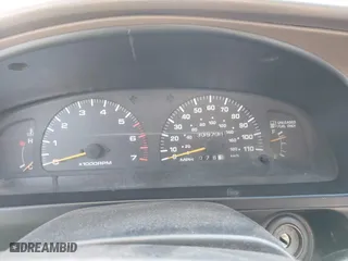 1997 Toyota 4Runner Limited with VIN JT3GN87RXV0028578, listed as a IAAI auction lot 41468199 with 305,731 mi miles. Bid and sale history available at carsss.com. Image 7.