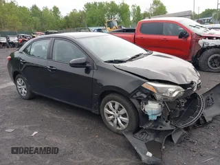 2016 Toyota Corolla L z VIN 2T1BURHE5GC742637, wystawiony jako IAAI lot #42284936 z przebiegiem 102 051 mil mil oraz . Historia ofert i sprzedaży dostępna na DreamBid. Obrazek 1.