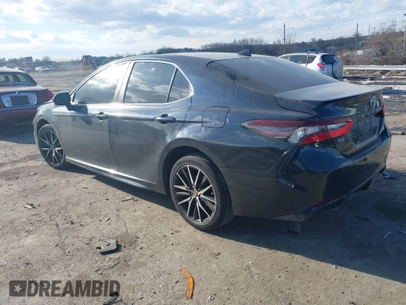 2021 Toyota Camry SE Nightshade with VIN 4T1G11AK8MU527456, listed as a IAAI auction lot 41422590 with 86,927 mi miles and . Bid and sale history available at DreamBid. Image 3.