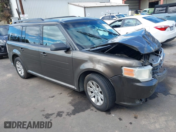 2011 Ford Flex SE with VIN 2FMGK5BC1BBD24309, listed as a IAAI auction lot 41483020 with 1 mi miles. Bid and sale history available at carsss.com. Image 1.