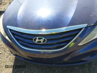 2011 Hyundai Sonata GLS with VIN 5NPEB4AC6BH238215, listed as a IAAI auction lot 41918983 with Not Provided miles and . Bid and sale history available at carsss.com. Image 6.