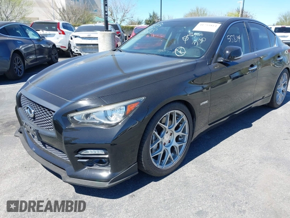 2014 Infiniti Q50 Hybrid Sport with VIN JN1AV7AR8EM700220, listed as a IAAI auction lot 41755814 with 133,154 mi miles. Bid and sale history available at carsss.com. Image 2.
