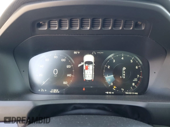 2016 Volvo XC90 T6 Momentum with VIN YV4A22PK6G1001530, listed as a Copart auction lot 50519695 with 213,816 mi miles and Clean Title. Bid and sale history available at carsss.com. Image 9.