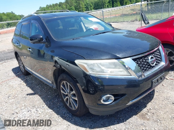 2013 Nissan Pathfinder S with VIN 5N1AR2MM4DC627593, listed as a IAAI auction lot 42137346 with 138,843 mi miles. Bid and sale history available at carsss.com. Image 1.