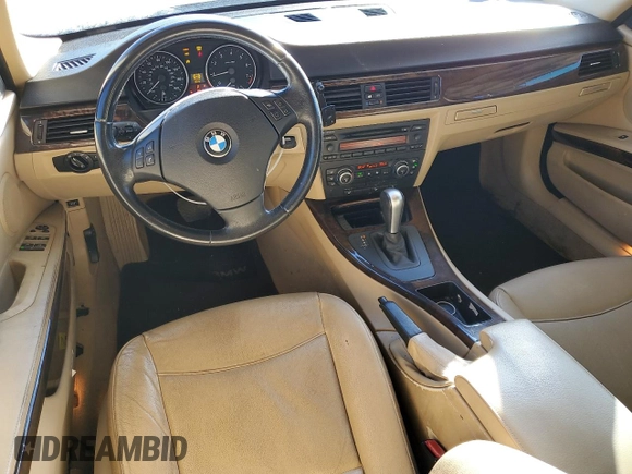 2007 BMW 3 Series 328xi z VIN WBAVT73577FZ36439, wystawiony jako Copart lot #87909375 z przebiegiem 199 387 mil mil oraz Szkoda całkowita • Salvage title. Historia ofert i sprzedaży dostępna na DreamBid. Obrazek 8.