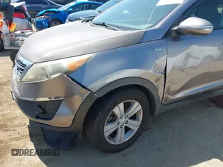 2011 Kia Sportage LX with VIN KNDPBCA20B7170217, listed as a IAAI auction lot 42303069 with 186,994 mi miles and . Bid and sale history available at DreamBid. Image 11.