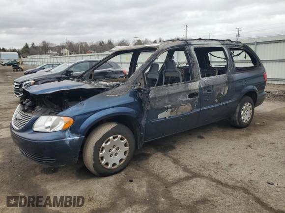 2002 Chrysler Town & Country eL with VIN 2C4GP34352R622666, listed as a Copart auction lot 47945585 with Not Provided miles and Salvage Title. Bid and sale history available at carsss.com. Image 1.