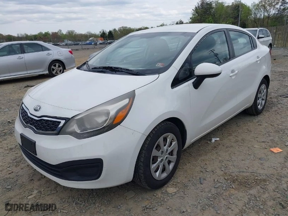 2013 Kia Rio SX with VIN KNADN4A30D6243293, listed as a IAAI auction lot 42016427 with 190,777 mi miles. Bid and sale history available at carsss.com. Image 2.