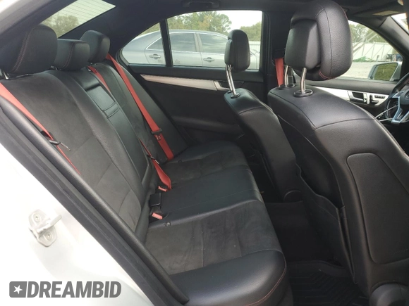 2013 Mercedes-Benz C 350 Sport with VIN WDDGF5HB6DA772704, listed as a Copart auction lot 51186765 with 183,437 mi miles and Clean Title. Bid and sale history available at DreamBid. Image 10.