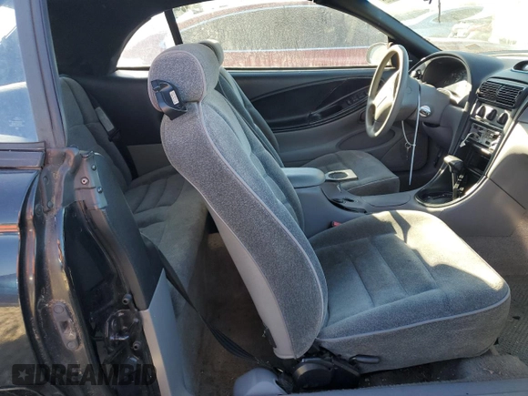 1995 Ford Mustang with VIN 1FALP4448SF190214, listed as a Copart auction lot 88810045 with 215,606 mi miles and Clean title. Bid and sale history available at DreamBid. Image 10.