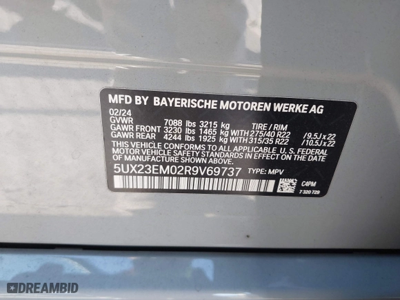 2024 BMW X7 xDrive40i with VIN 5UX23EM02R9V69737, listed as a IAAI auction lot 41456396 with 11,803 mi miles. Bid and sale history available at carsss.com. Image 9.