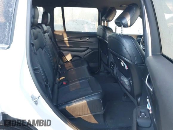 2023 Jeep Grand Cherokee Altitude с VIN 1C4RJHAG9PC568917, выставлен на аукционе IAAI как лот 41397112 с пробегом Не указан миль и . История ставок и продаж доступна на DreamBid. Изображение 8.