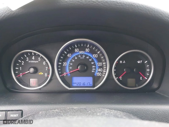 2012 Hyundai Veracruz Limited with VIN KM8NU4CC4CU190899, listed as a IAAI auction lot 41511662 with 201,617 mi miles. Bid and sale history available at carsss.com. Image 7.