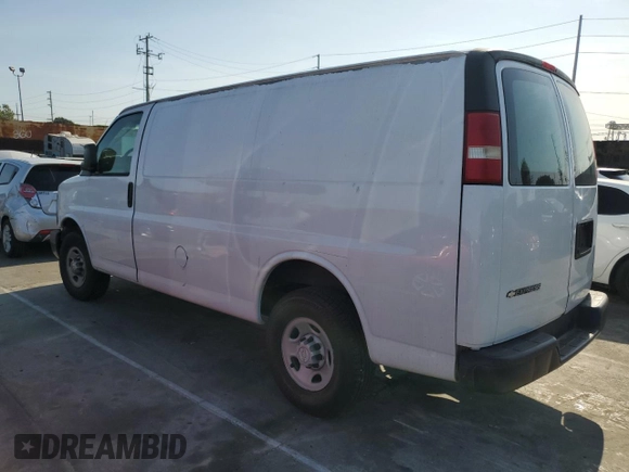 2008 Chevrolet Express Cargo Van with VIN 1GCGG25C581167937, listed as a Copart auction lot 52174855 with 186,959 mi miles and Salvage Title. Bid and sale history available at carsss.com. Image 2.