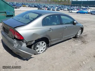 2006 Honda Civic Sdn LX with VIN JHMFA16586S002123, listed as a IAAI auction lot 41918522 with 108,546 mi miles. Bid and sale history available at carsss.com. Image 4.