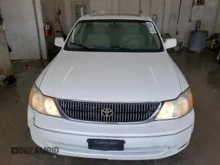 2000 Toyota Avalon XL with VIN 4T1BF28B9YU112742, listed as a Copart auction lot 54719355 with 213,896 mi miles and Salvage Title. Bid and sale history available at DreamBid. Image 5.