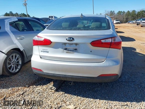 2015 Kia Forte LX with VIN KNAFK4A69F5364361, listed as a IAAI auction lot 41636506 with 1 mi miles. Bid and sale history available at carsss.com. Image 16.