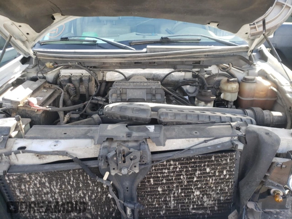 2007 Ford F-150 XLT z VIN 1FTPW14507KC93566, wystawiony jako Copart lot #39261523 z przebiegiem 195 448 mil mil oraz Szkoda całkowita • Salvage title. Historia ofert i sprzedaży dostępna na DreamBid. Obrazek 7.