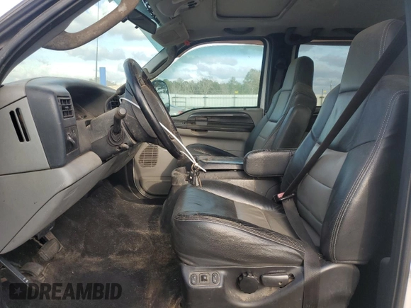 2003 Ford F-250 XL with VIN 1FTNW21P23ED61071, listed as a Copart auction lot 46162565 with 176,853 mi miles and Salvage title. Bid and sale history available at DreamBid. Image 7.