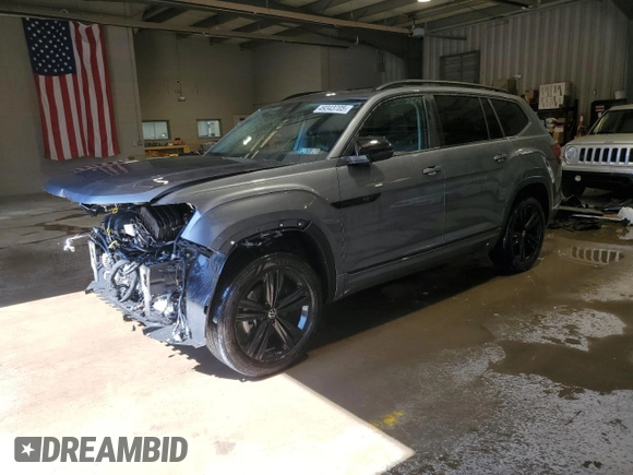 2023 Volkswagen Atlas SEL R-Line Black с VIN 1V2SR2CA0PC514341, выставлен на аукционе Copart как лот 49343705 с пробегом 28 467 миль миль и Списание • Salvage title. История ставок и продаж доступна на DreamBid. Изображение 1.