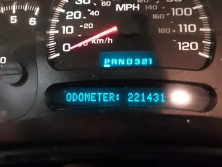2004 Chevrolet Silverado 1500 LS with VIN 2GCEK19T441294838, listed as a IAAI auction lot 41208716 with 221,431 mi miles. Bid and sale history available at carsss.com. Image 15.