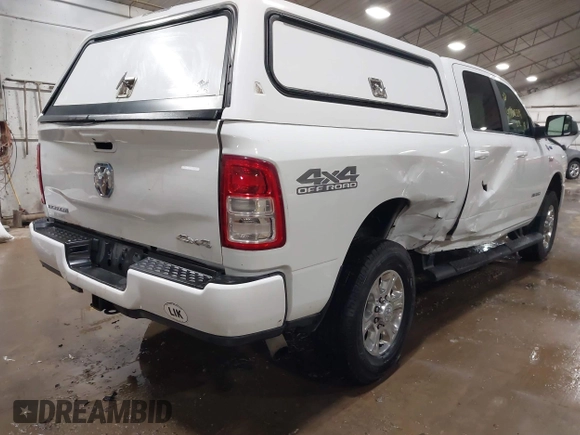 2022 Ram 2500 Big Horn with VIN 3C6UR5DJ4NG370966, listed as a IAAI auction lot 41738339 with 89,787 mi miles. Bid and sale history available at carsss.com. Image 4.