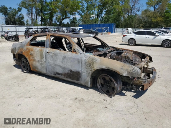 2006 Chrysler 300 C with VIN 2C3KA63H36H281164, listed as a Copart auction lot 50634365 with 0 mi miles and Non Repairable. Bid and sale history available at carsss.com. Image 4.