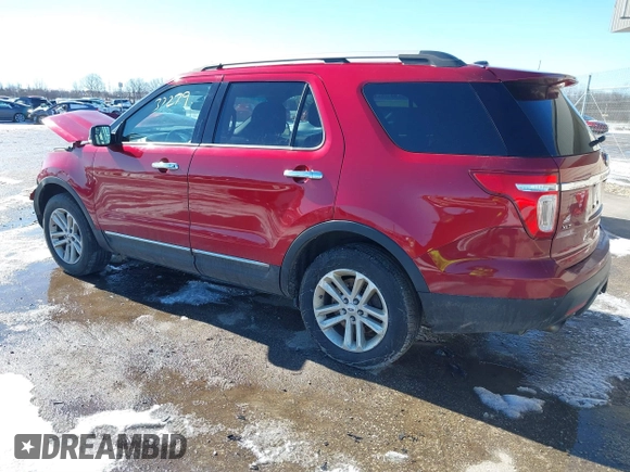 2013 Ford Explorer XLT with VIN 1FM5K8D87DGC28682, listed as a IAAI auction lot 41737279 with 219,711 mi miles and . Bid and sale history available at carsss.com. Image 3.