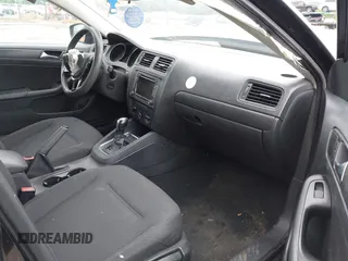 2015 Volkswagen Jetta S with VIN 3VW2K7AJ3FM277070, listed as a IAAI auction lot 42384814 with 122,107 mi miles and . Bid and sale history available at DreamBid. Image 5.