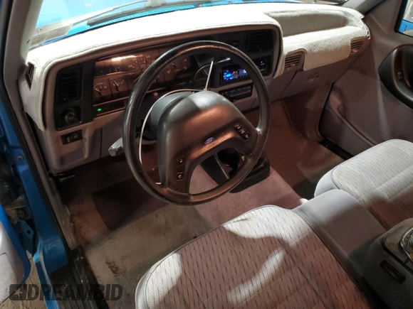 1994 Ford Ranger Splash with VIN 1FTCR15X3RPB97796, listed as a Copart auction lot 45421965 with 99,825 mi miles and Clean title. Bid and sale history available at DreamBid. Image 8.