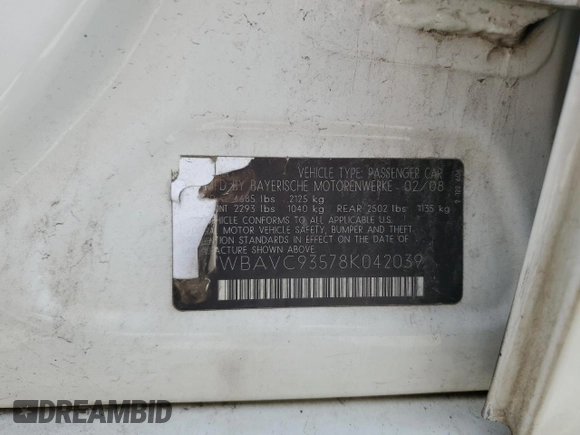 2008 BMW 3 Series 328xi z VIN WBAVC93578K042039, wystawiony jako Copart lot #63218255 z przebiegiem Nie podano mil oraz Szkoda całkowita • Salvage title. Historia ofert i sprzedaży dostępna na DreamBid. Obrazek 13.