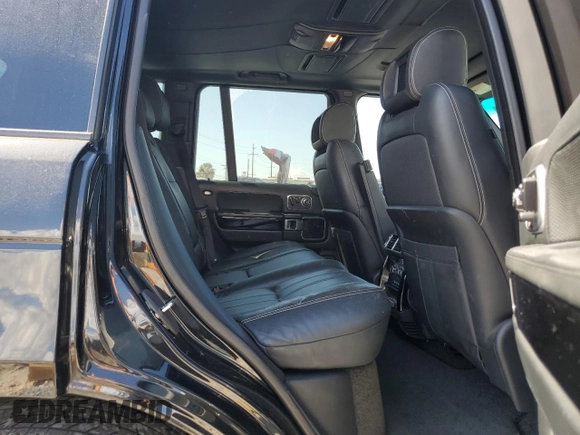 2011 Land Rover Range Rover SC Autobiography with VIN SALMP1E47BA342663, listed as a Copart auction lot 43951195 with 205,393 mi miles and Salvage title. Bid and sale history available at DreamBid. Image 11.