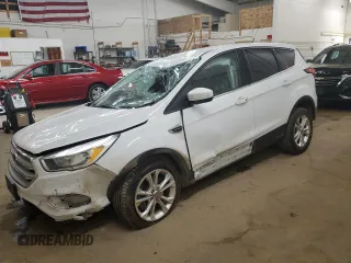 2019 Ford Escape SE z VIN 1FMCU9GD0KUB81364, wystawiony jako Copart lot #52230775 z przebiegiem Nie podano mil oraz Szkoda całkowita • Salvage title. Historia ofert i sprzedaży dostępna na DreamBid. Obrazek 1.