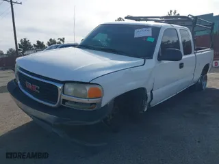 2002 GMC Sierra 1500 SLE with VIN 2GTEC19V221181711, listed as a IAAI auction lot 41571536 with 162,296 mi miles. Bid and sale history available at carsss.com. Image 6.