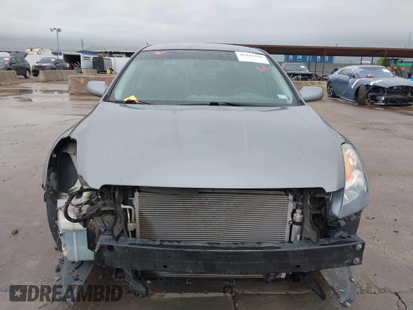 2009 Nissan Altima 2.5 S with VIN 1N4AL21E99N406317, listed as a IAAI auction lot 41941380 with 108,467 mi miles. Bid and sale history available at carsss.com. Image 6.