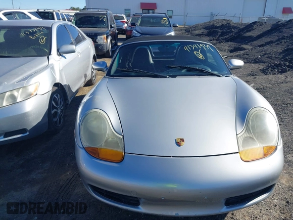 2001 Porsche Boxster with VIN WP0CA29871U627576, listed as a IAAI auction lot 41341939 with 122,500 mi miles. Bid and sale history available at carsss.com. Image 6.