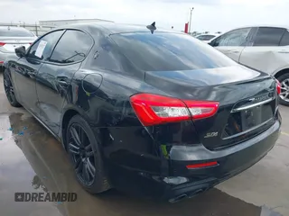 2019 Maserati Ghibli S Q4 GranSport z VIN ZAM57YTS5K1313261, wystawiony jako IAAI lot #42148257 z przebiegiem 47 282 mil mil oraz . Historia ofert i sprzedaży dostępna na DreamBid. Obrazek 3.