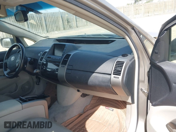 2008 Toyota Prius with VIN JTDKB20U183450493, listed as a IAAI auction lot 42119342 with 192,007 mi miles. Bid and sale history available at carsss.com. Image 5.